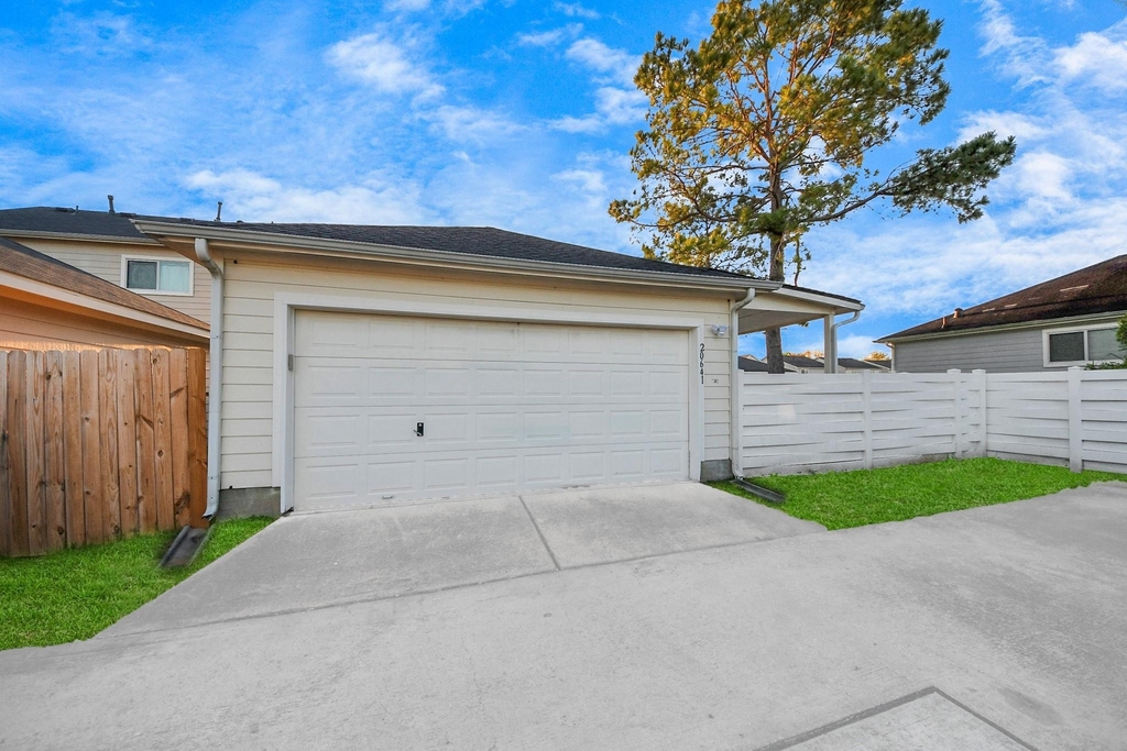 20641 Patriot Park Lane - Photo 32