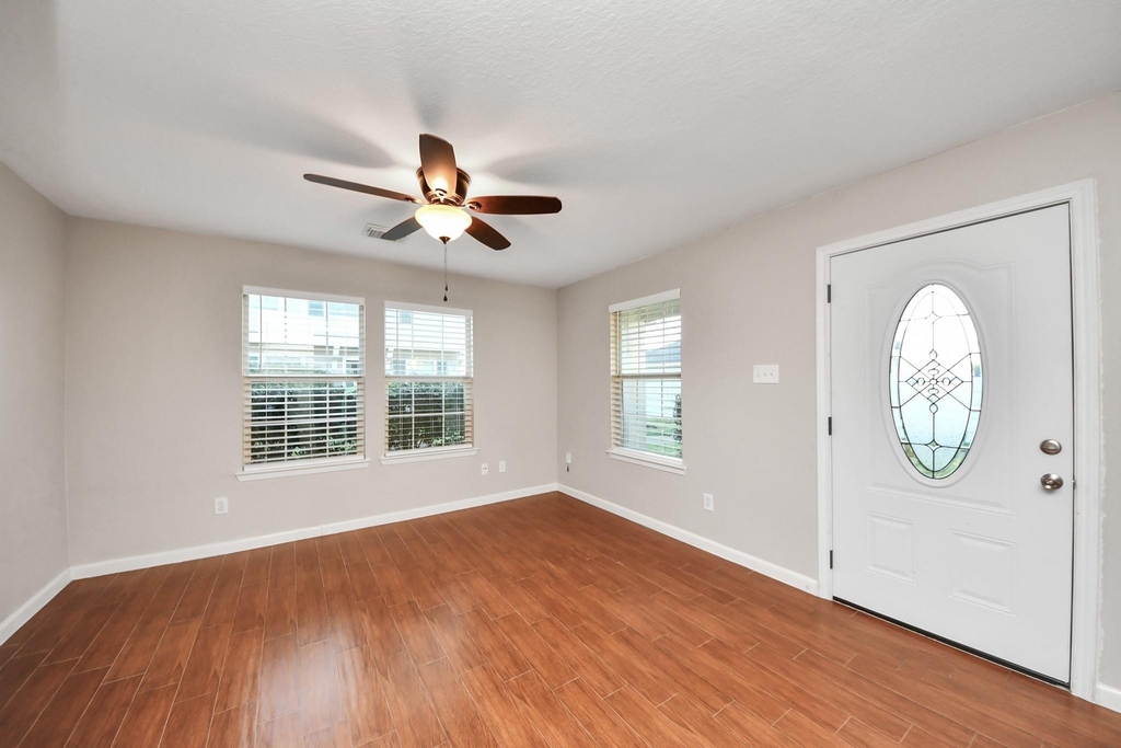 20641 Patriot Park Lane - Photo 3