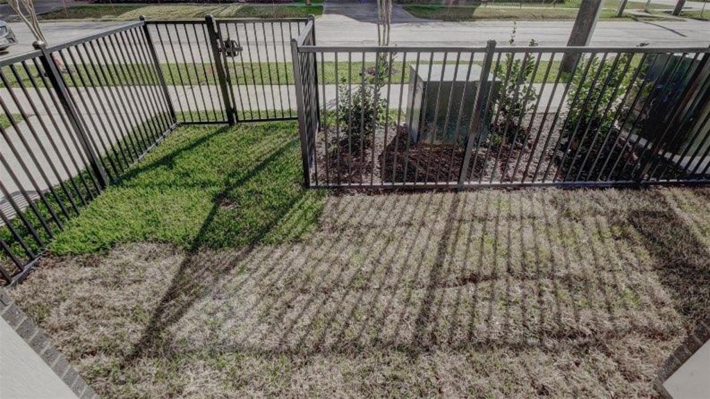 401 W 25th Street - Photo 26