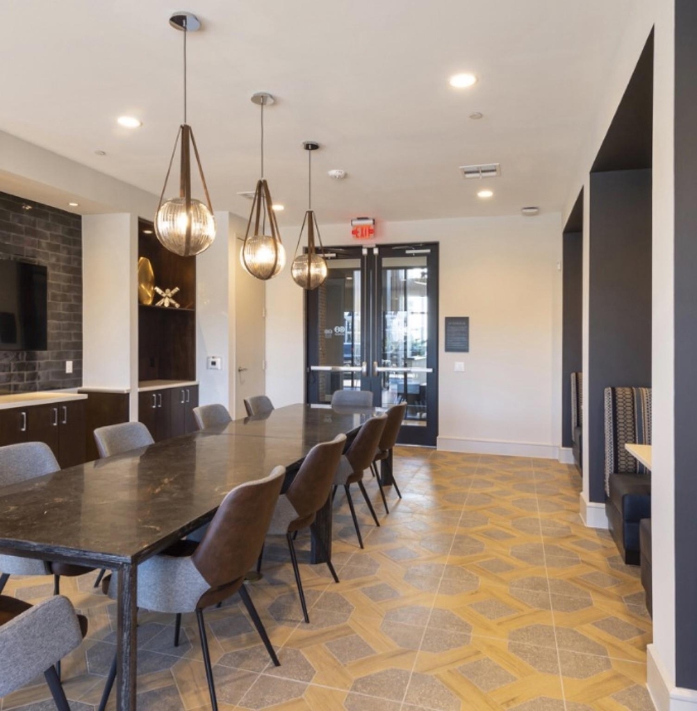 401 W 25th Street - Photo 27