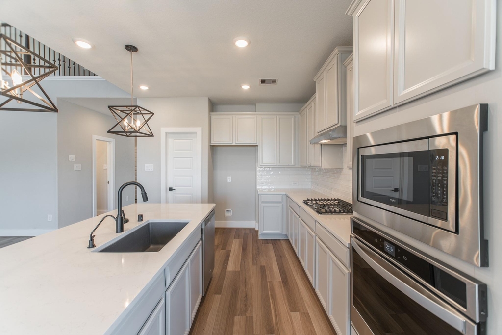 2016 Woodland Park Court - Photo 9