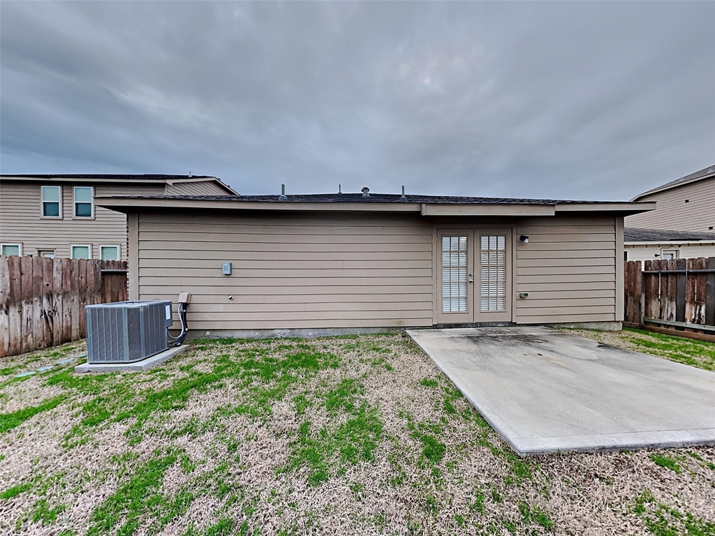 22718 Klingamans Way - Photo 19