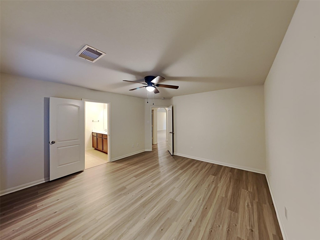 22718 Klingamans Way - Photo 10