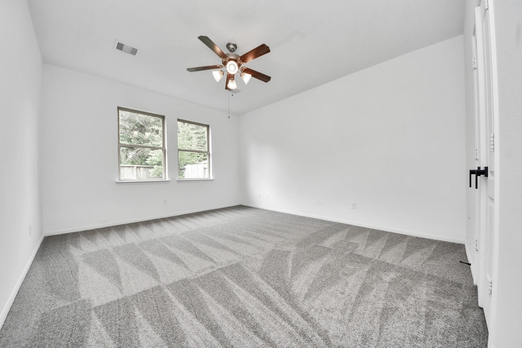 10606 Sun River Falls Drive - Photo 21