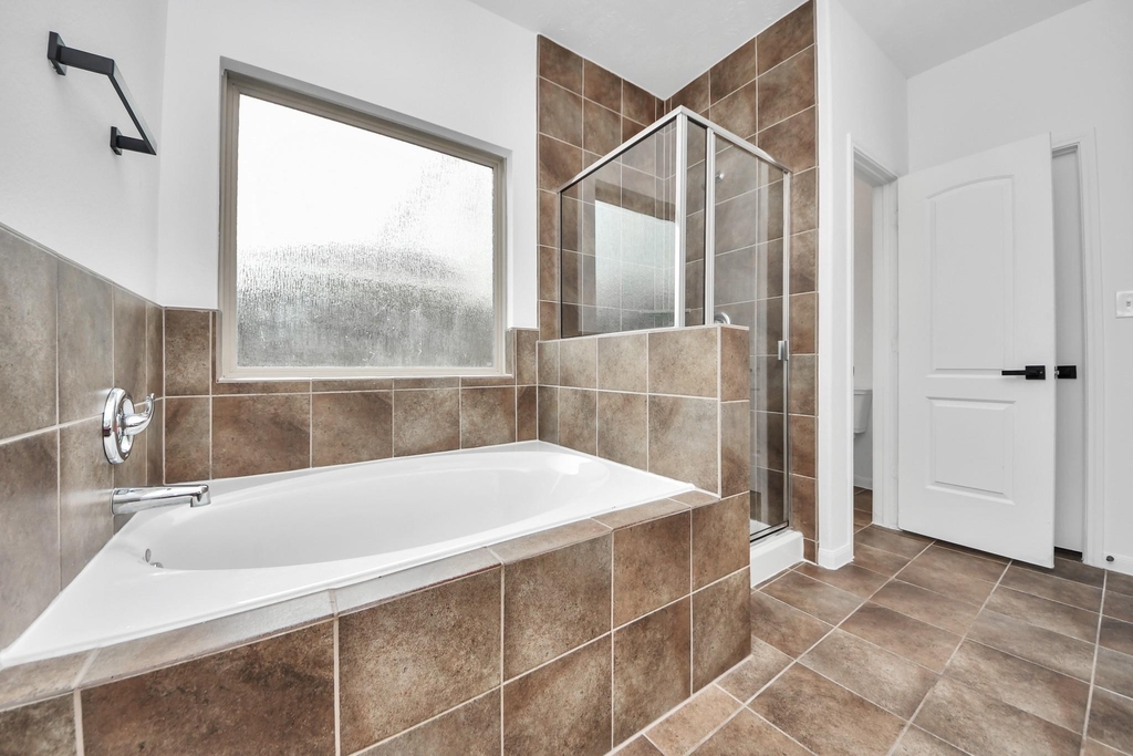 10606 Sun River Falls Drive - Photo 26