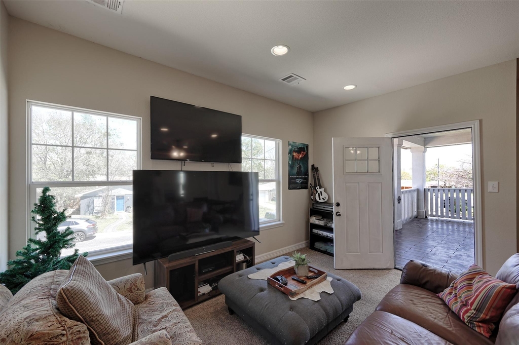 1122 Detroit Street - Photo 34