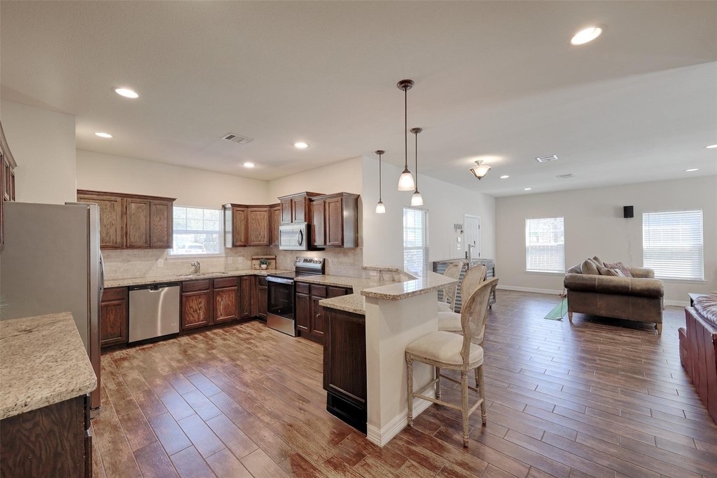1122 Detroit Street - Photo 8