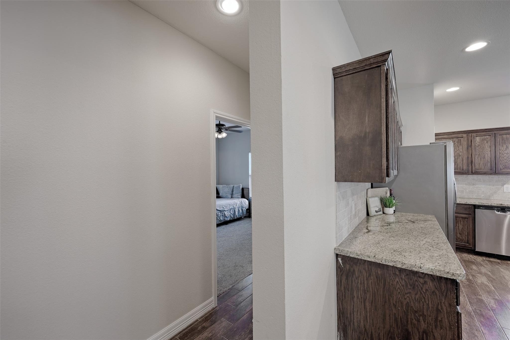 1122 Detroit Street - Photo 11