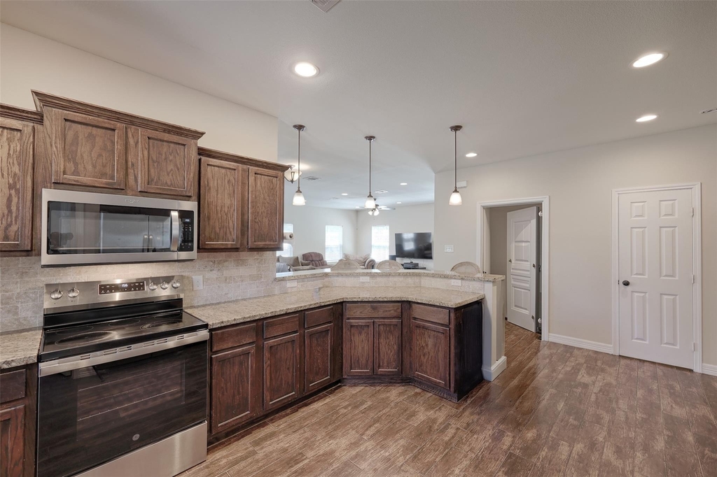 1122 Detroit Street - Photo 10
