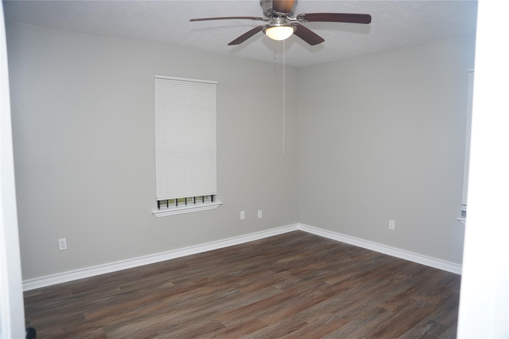 4122 Tiffin St Street - Photo 4