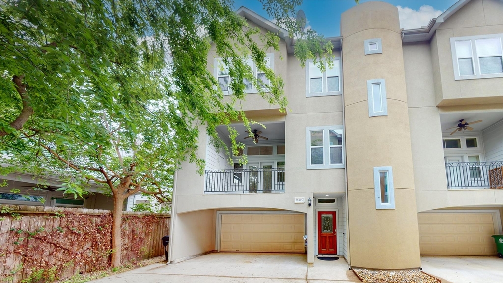 5843 Petty Street - Photo 0