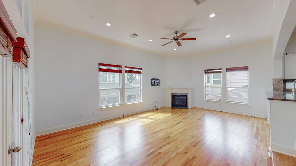 5843 Petty Street - Photo 11