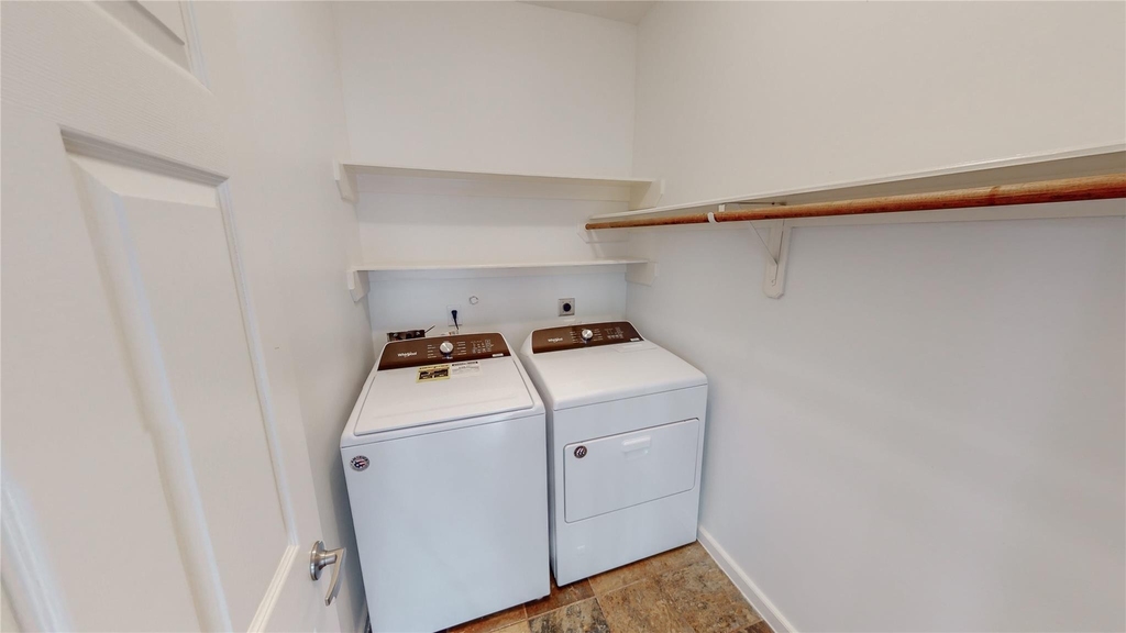 5843 Petty Street - Photo 18