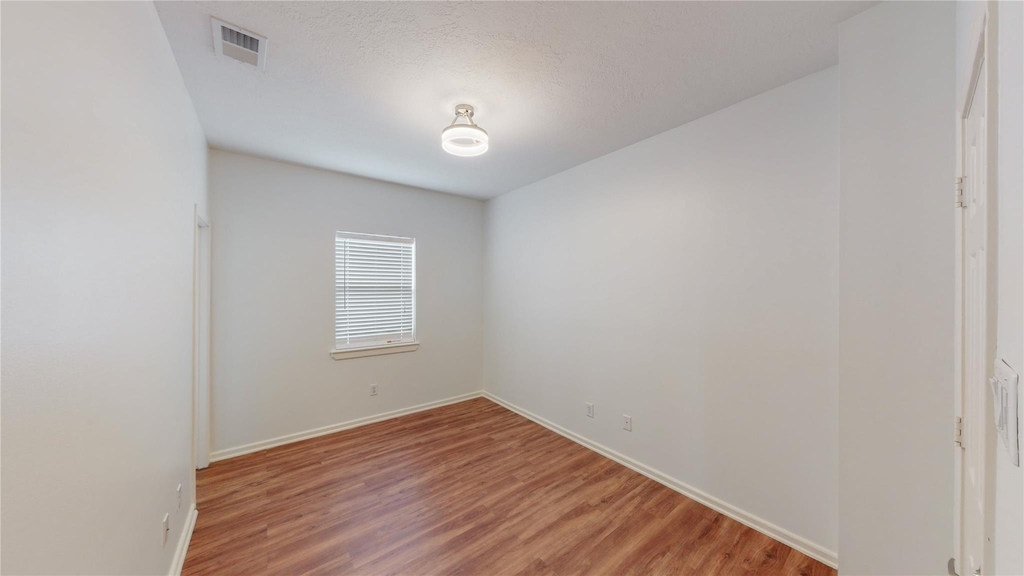 5843 Petty Street - Photo 15