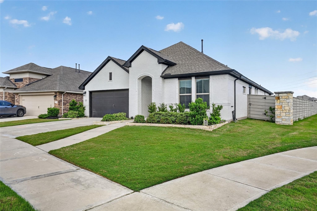 4731 Cedar Butte Lane - Photo 2