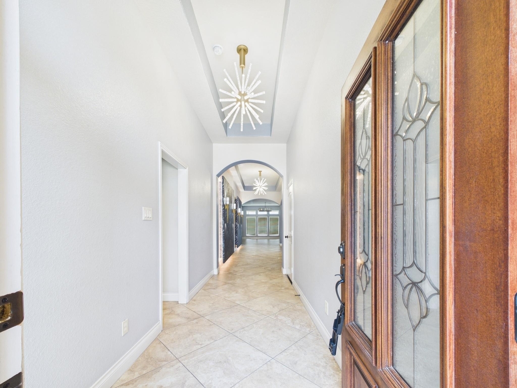 2807 Naples Park Lane - Photo 4