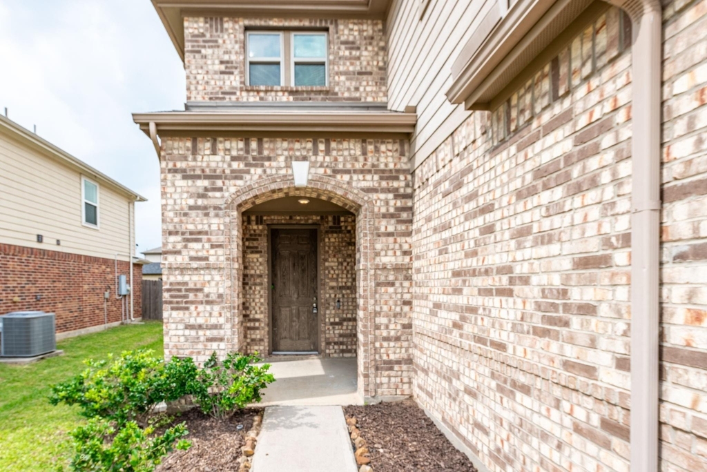 2518 Boxwood Park Lane - Photo 4