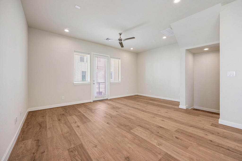 6317 Brighton Oaks Lane - Photo 4