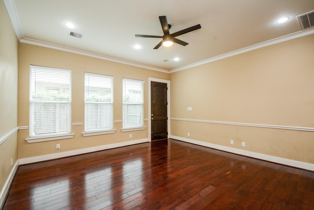 1514 Prince Street - Photo 3
