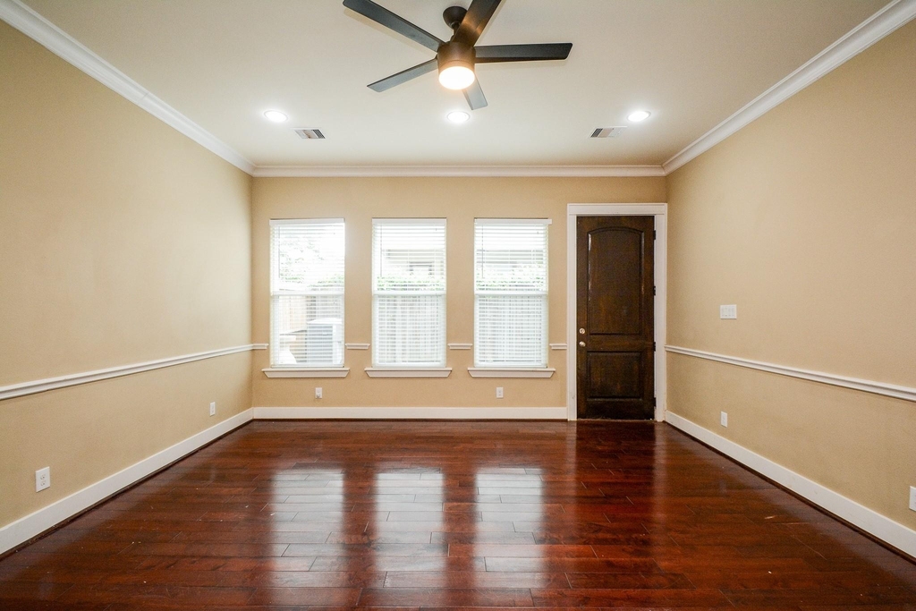 1514 Prince Street - Photo 4