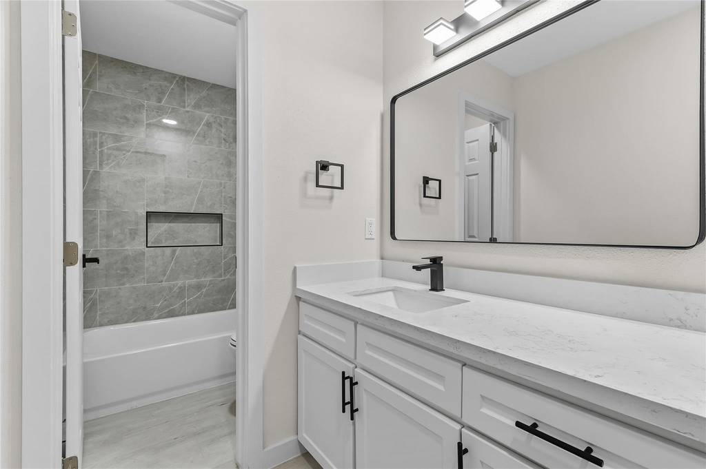 13414 Ravensway Drive - Photo 8