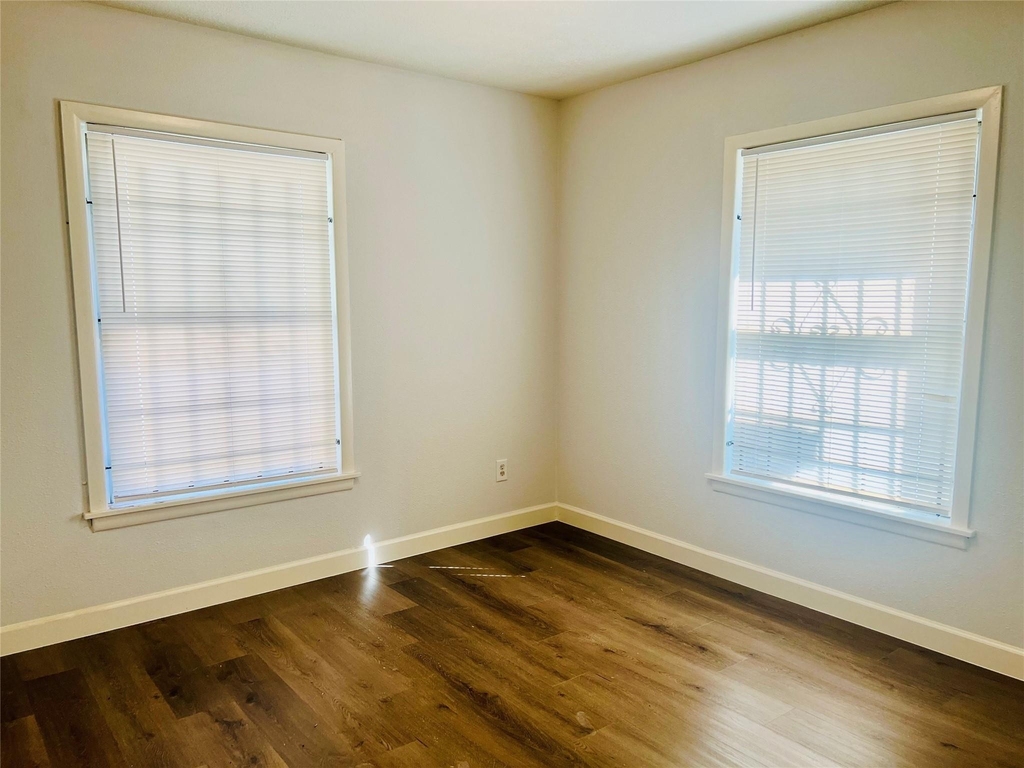 7328 Bauman Road - Photo 8