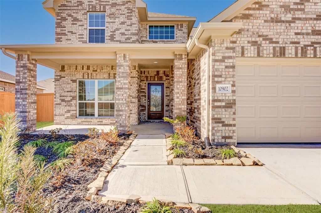 10902 Granite Chief Drive - Photo 2