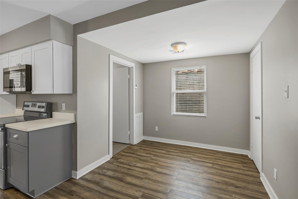 6918 Irvington Boulevard - Photo 6