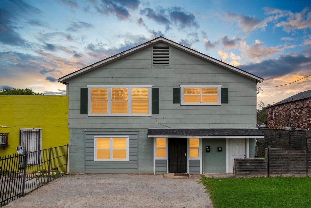 6918 Irvington Boulevard - Photo 13