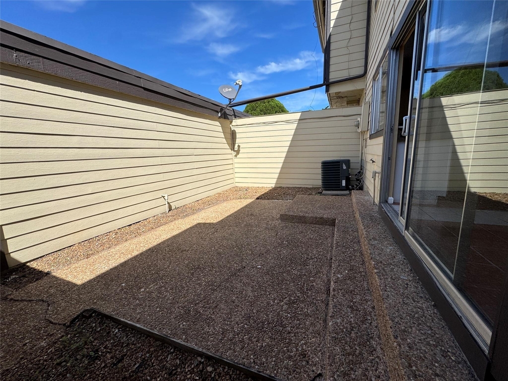 7170 S Dairy Ashford Road - Photo 23