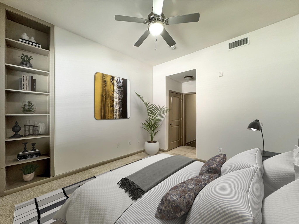 306 Mcgowen Street - Photo 5