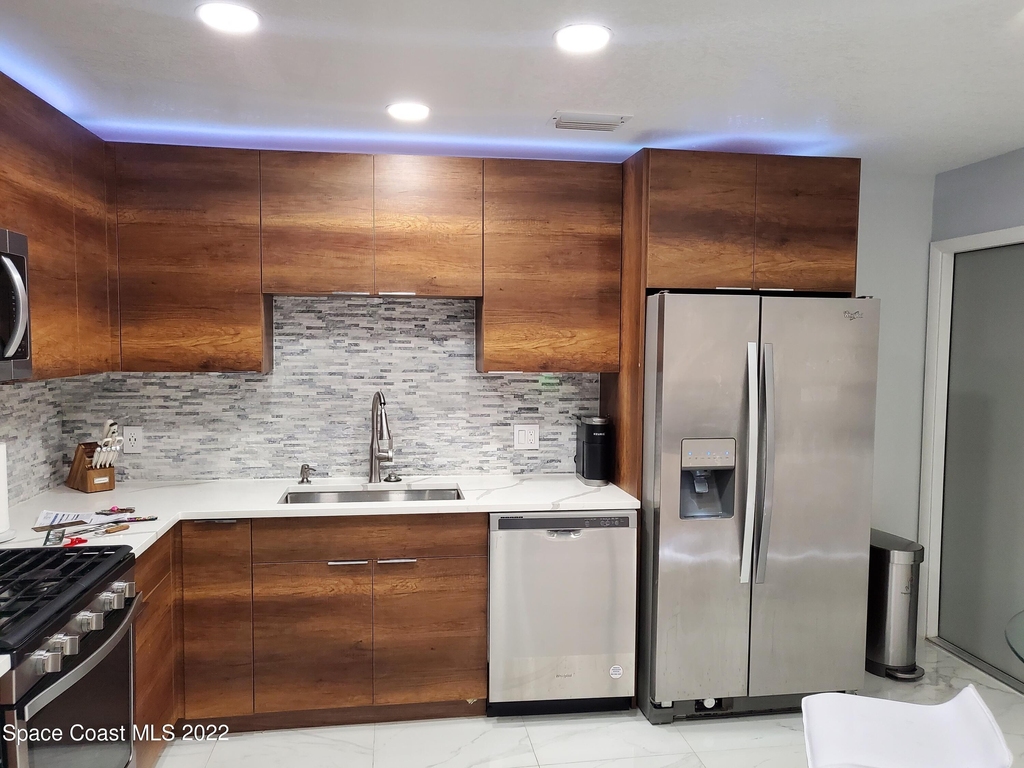 10 Bogart Place - Photo 2