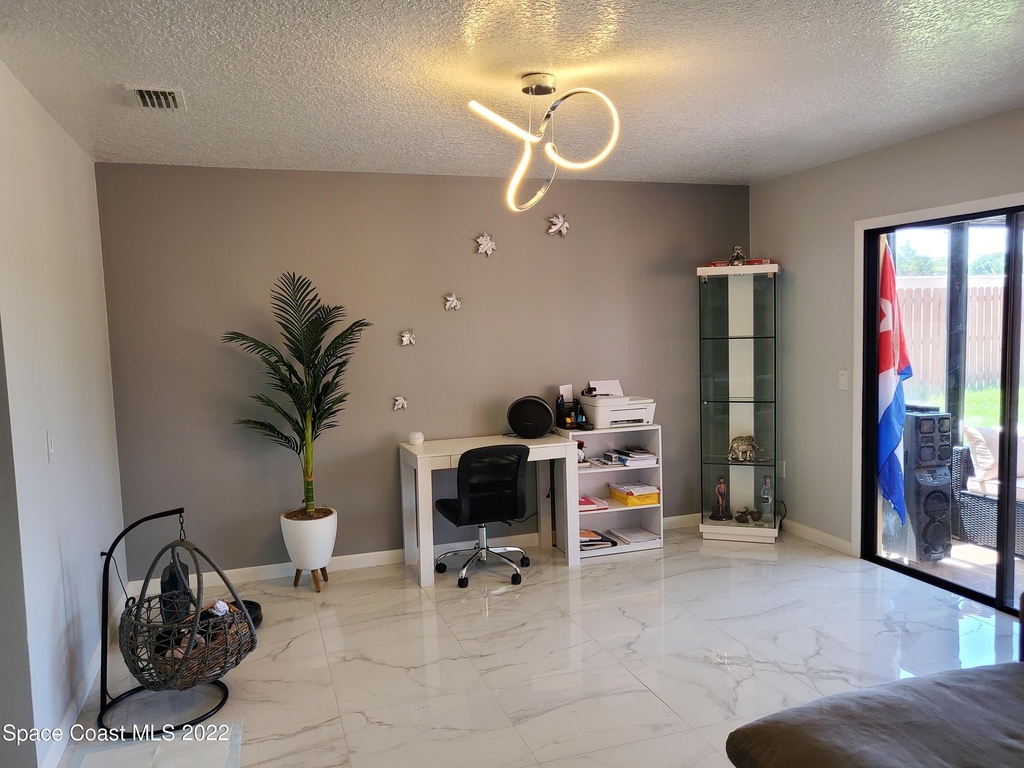 10 Bogart Place - Photo 6