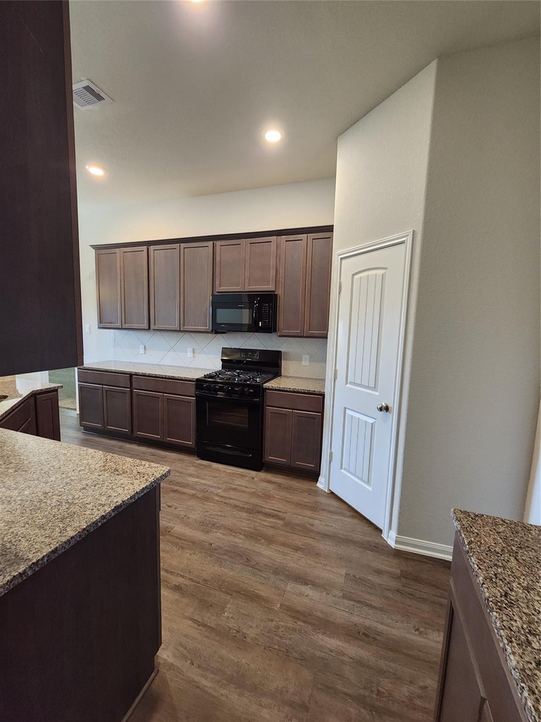 11318 Cora Lane - Photo 3