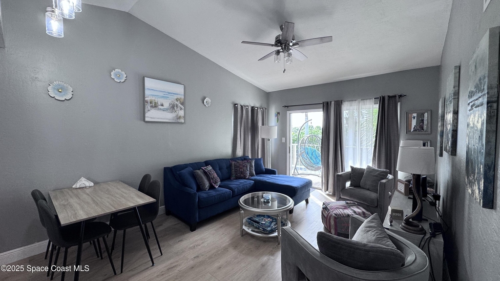 1841 Island Club Drive - Photo 4