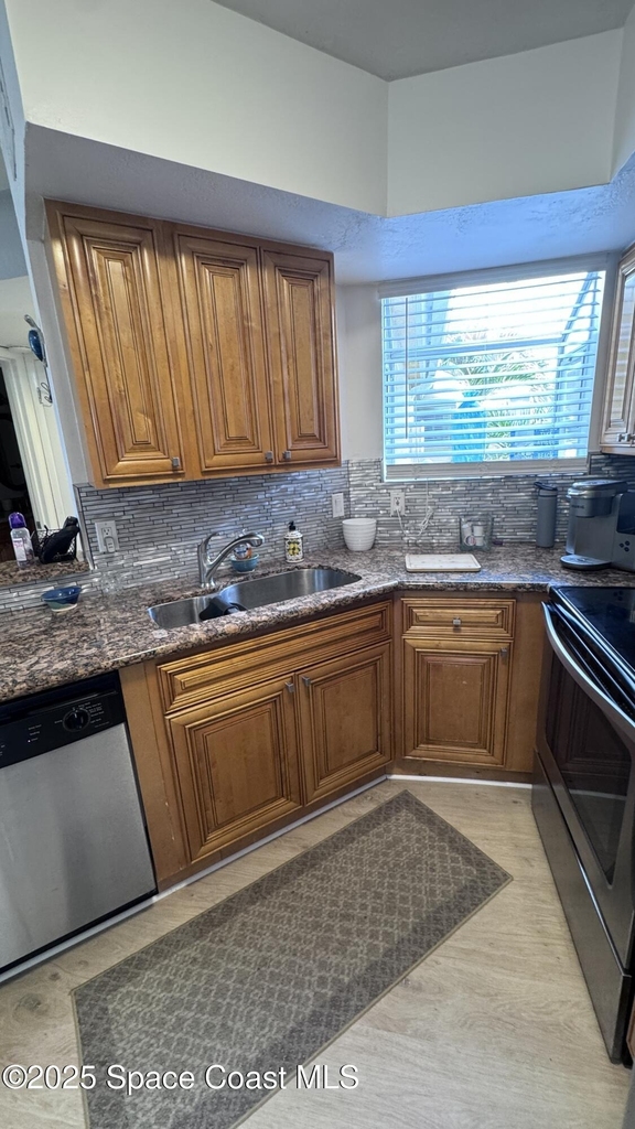 1841 Island Club Drive - Photo 10