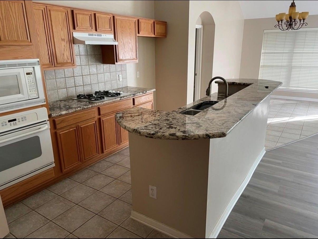 15119 Wimberly Park Drive - Photo 2