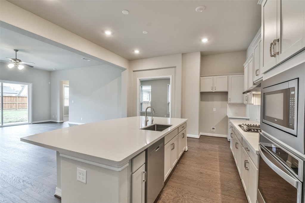 27124 Regal Scott Drive - Photo 8