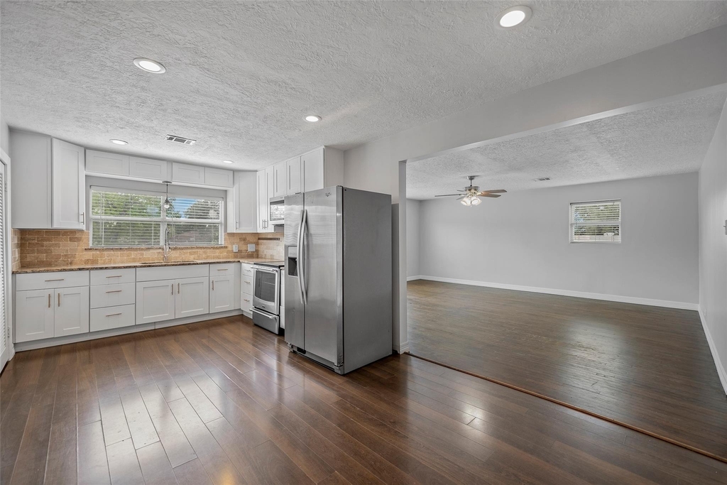 6918 Irvington Boulevard - Photo 0