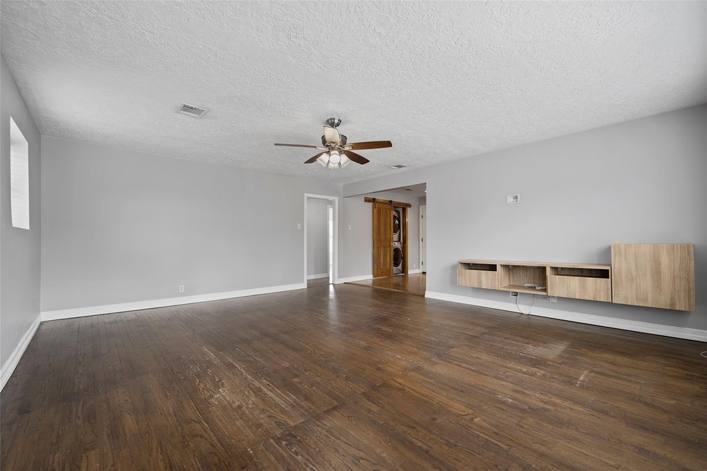 6918 Irvington Boulevard - Photo 4