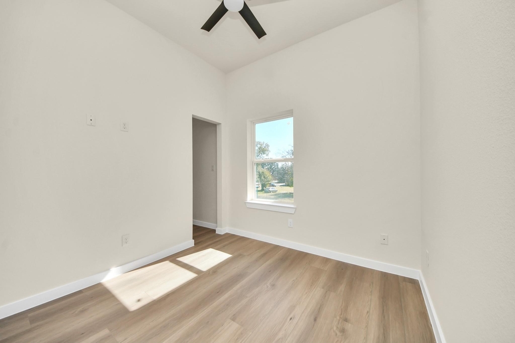 8025 Peachtree Street - Photo 30