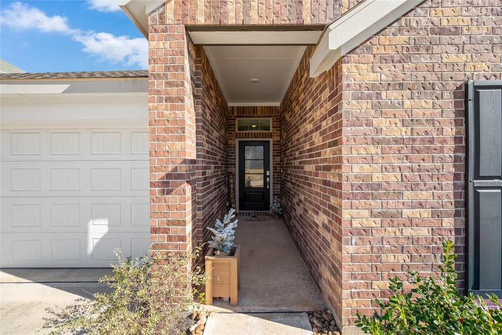 237 Augustine Way - Photo 2