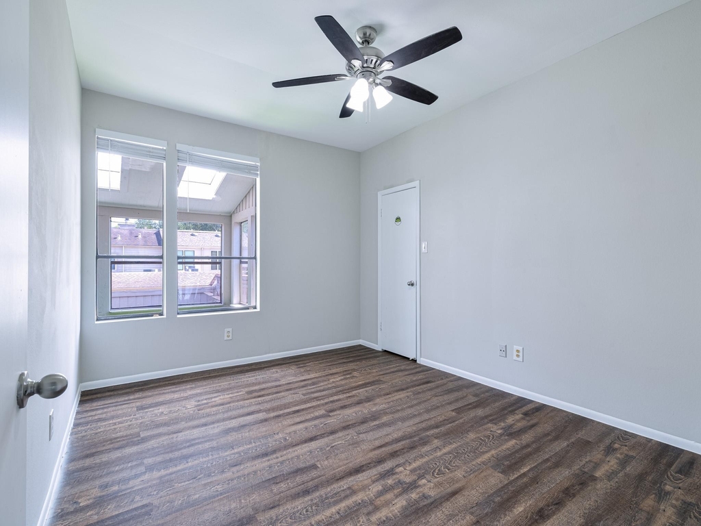 12658 Briar Patch Road - Photo 7