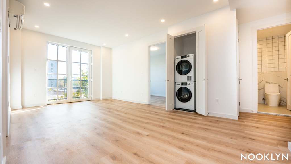68 Gold Street - Photo 2