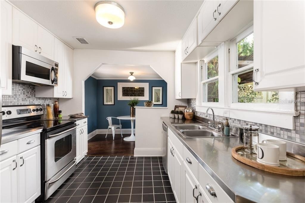 1111 E Patterson Street - Photo 5