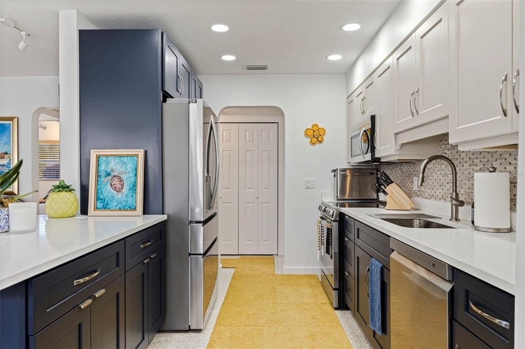 3038 58th Street S - Photo 9