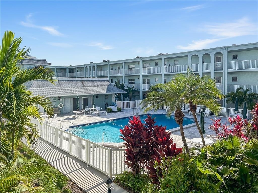 1706 Belleair Forest Drive - Photo 8