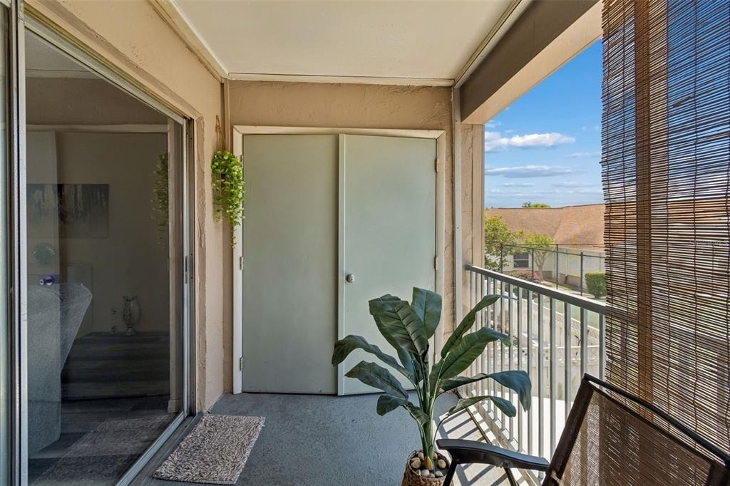 7210 N Manhattan Avenue - Photo 13