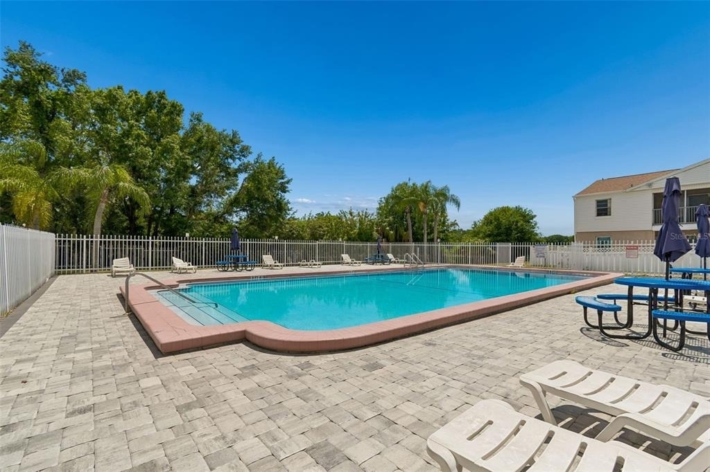 7210 N Manhattan Avenue - Photo 19