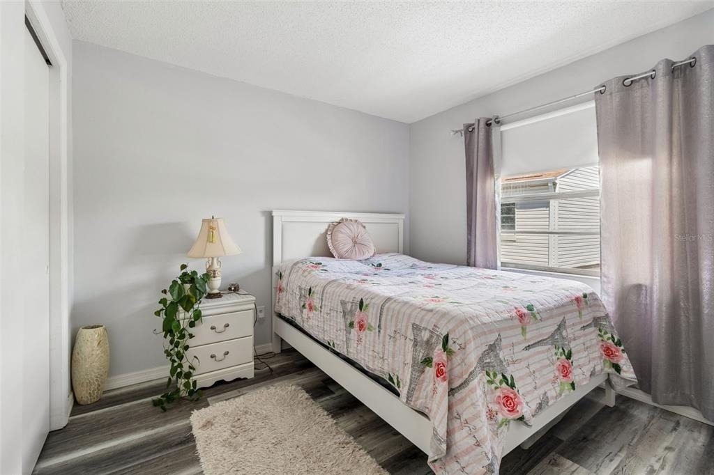 7210 N Manhattan Avenue - Photo 6